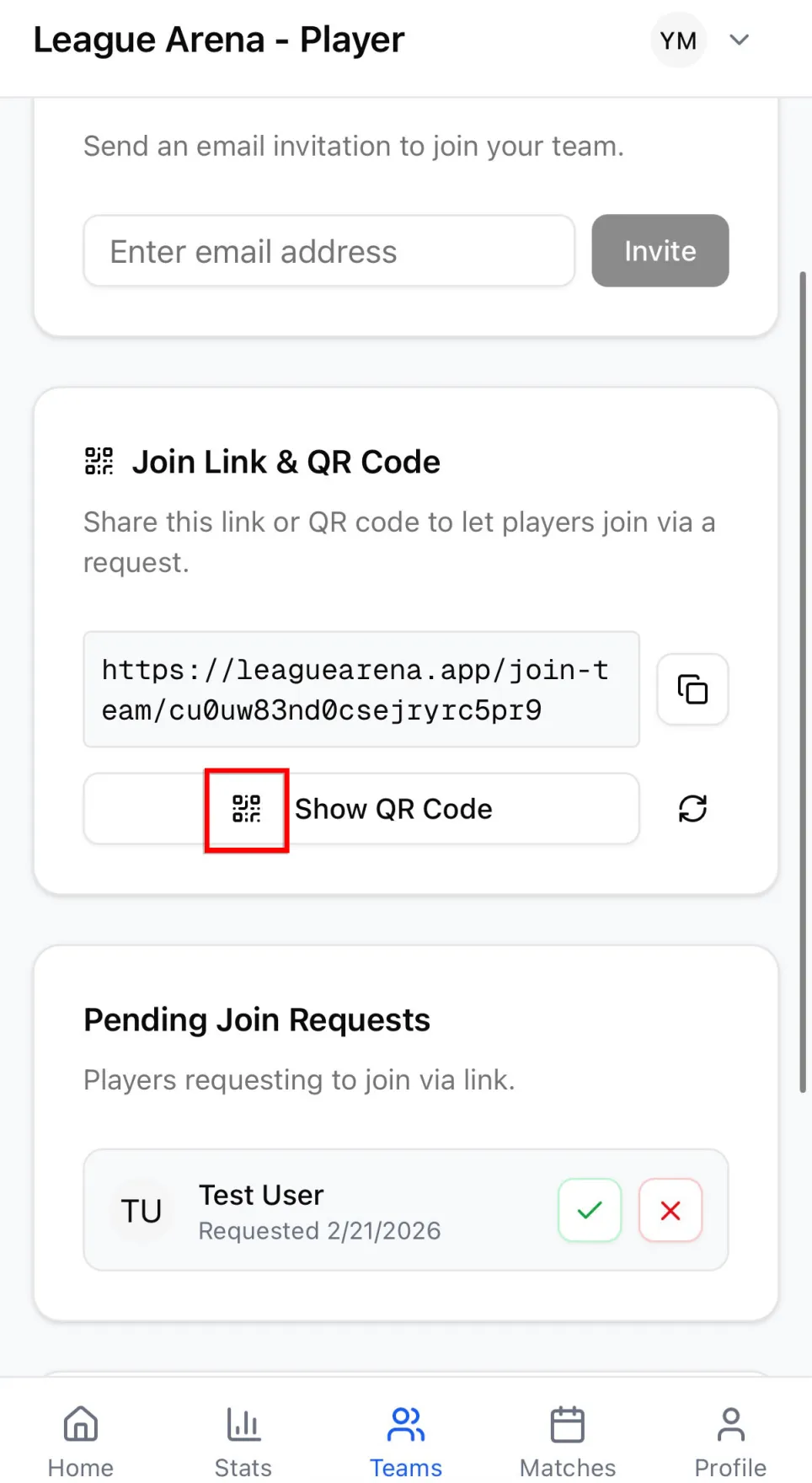 Step 2 screenshot 2: Show QR code and approve pending join requests.
